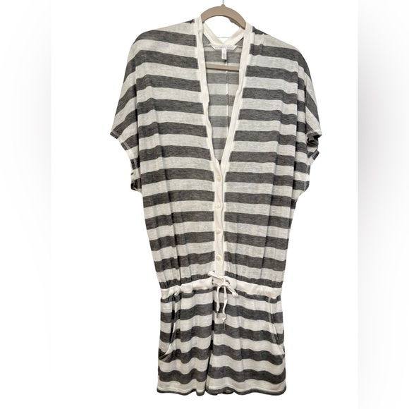 Victoria's Secret Pants - Victoria’s Secret Gray & White Striped Romper Drawstring Size M Pockets Viscose